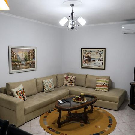 培拉特Lola'S Apartament公寓 外观 照片